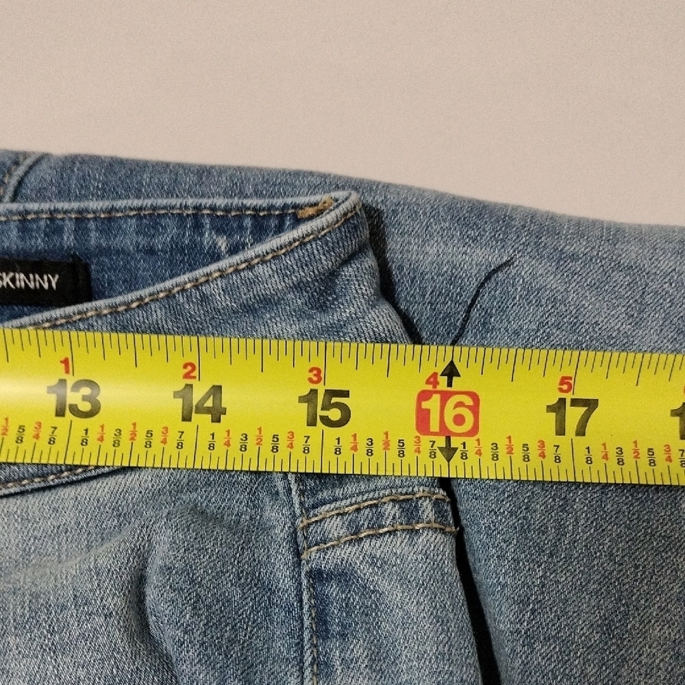 Nanette Lepore Light Blue Ankle Jeans with Pearl Details - Picture 6 of 9